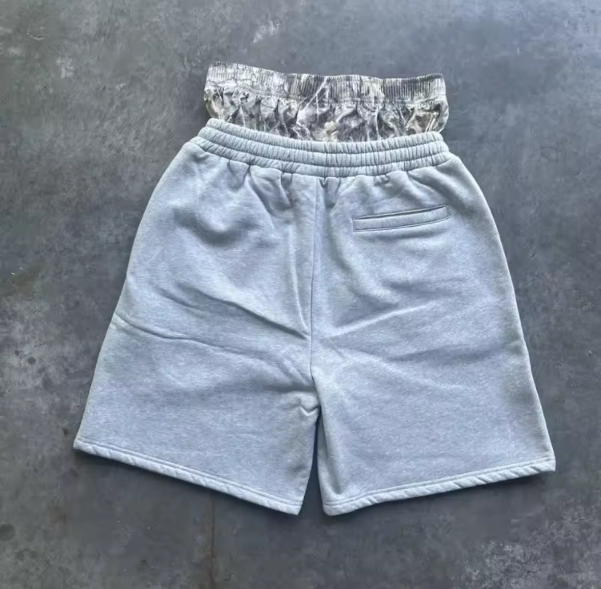 Shortsy „camo”
